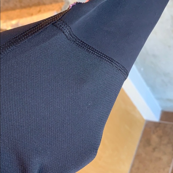 LuluLemon Crops - Picture 11 of 11